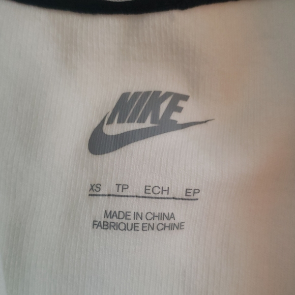 Nike sweatshirt size xs - Picture 2 of 3